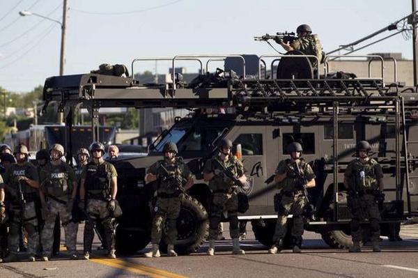 Tanks-and-SWAT-police-in-Ferguson-MO.jpg